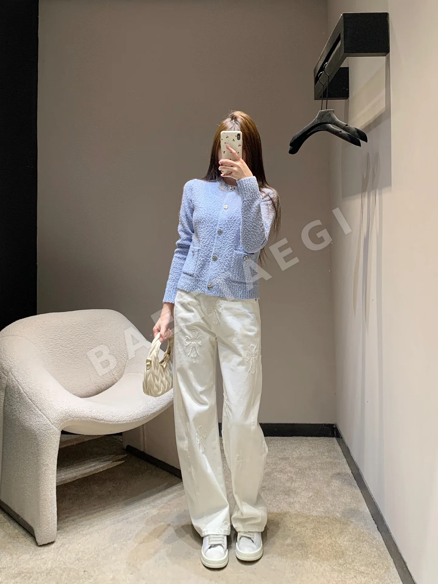 디올 텍스처드 울 크루넥 크롭 가디건 상세 이미지 6