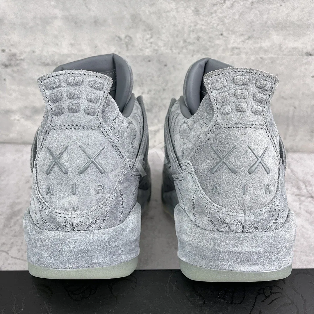 나이키 [GX] 그레이 930155-003 201302 Nike Kaws Kws 상세 이미지 4