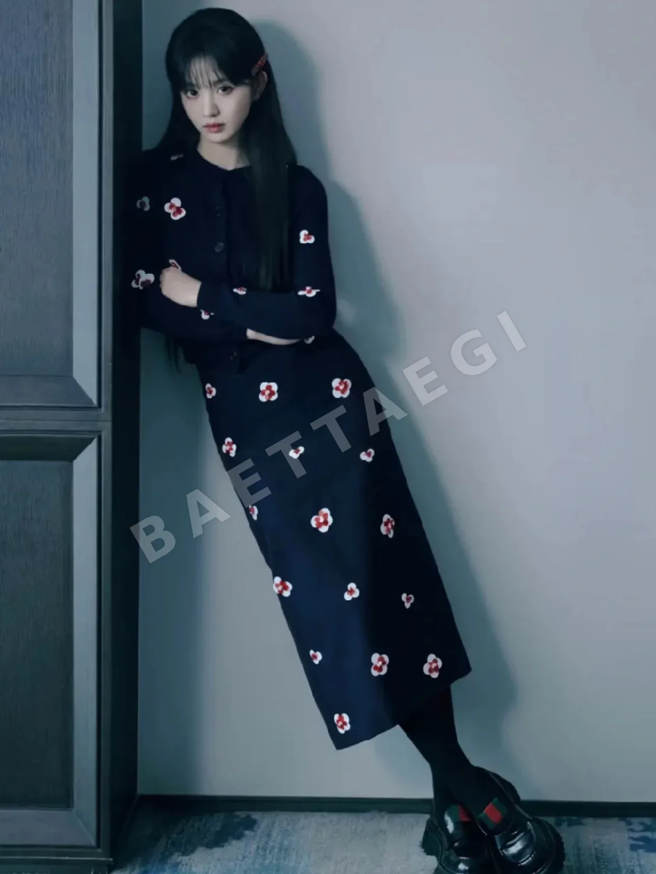 여성 손자수 네이비 롱 스커트