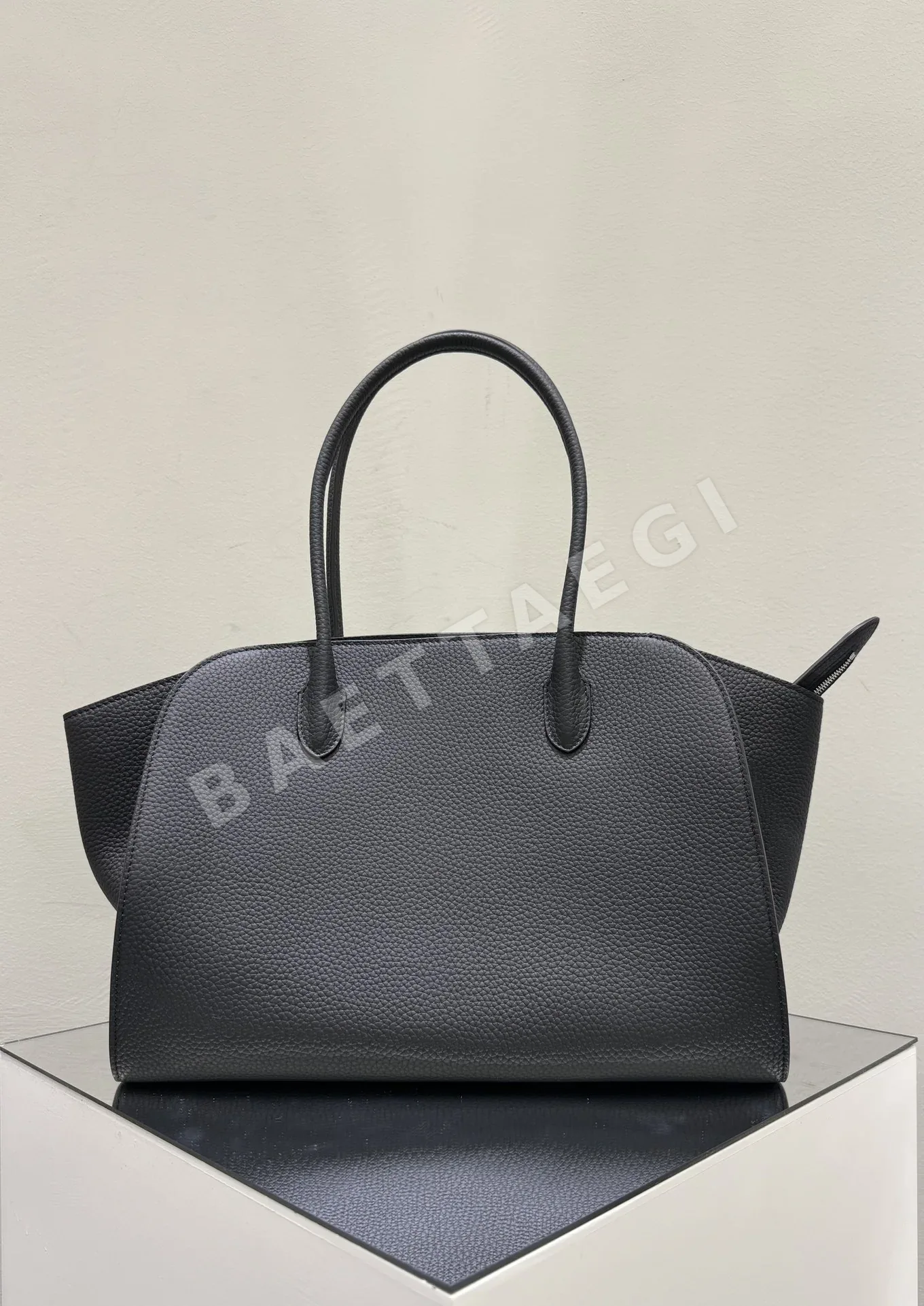 더로우 마로 14 라이치 블랙 가방 75270