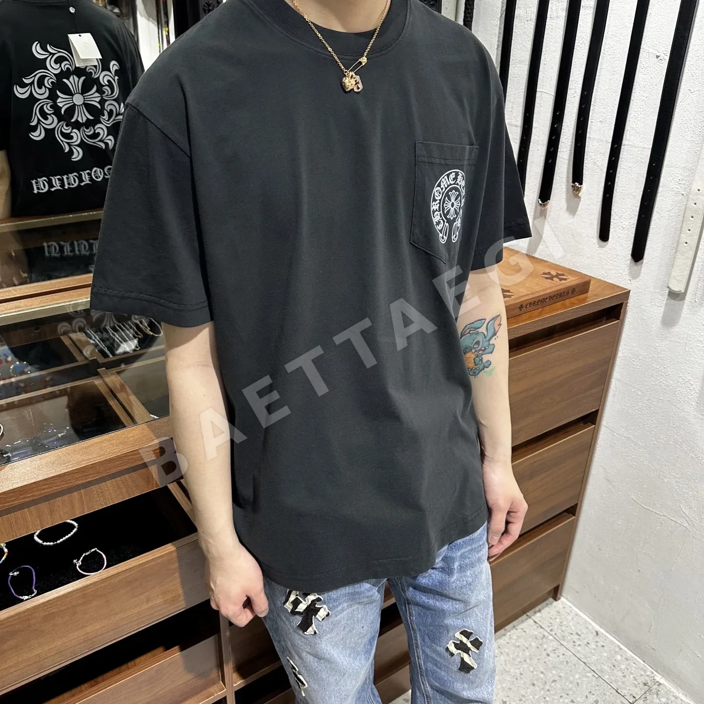 크롬하츠 남성 블랙 화이트 반팔 티셔츠 상세 이미지 8