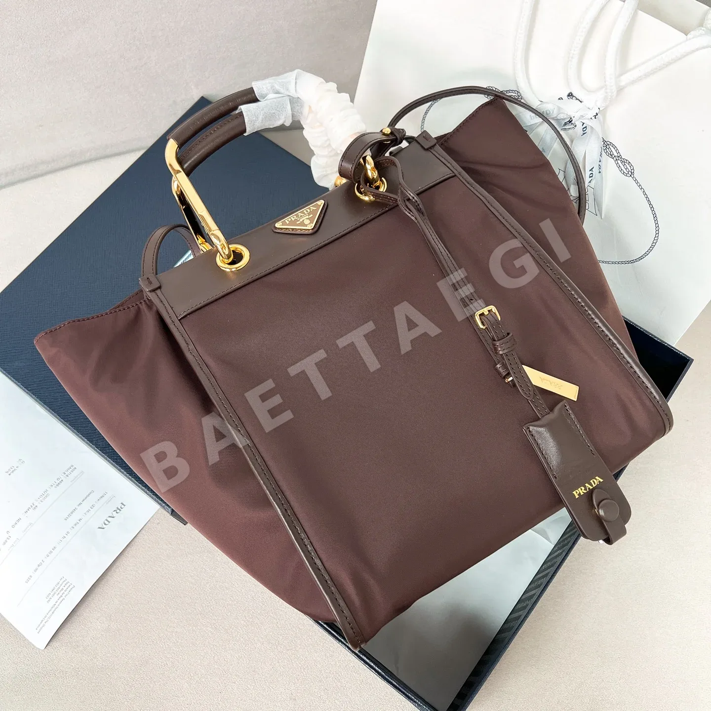 프라다 나일론 토트백 1BG578