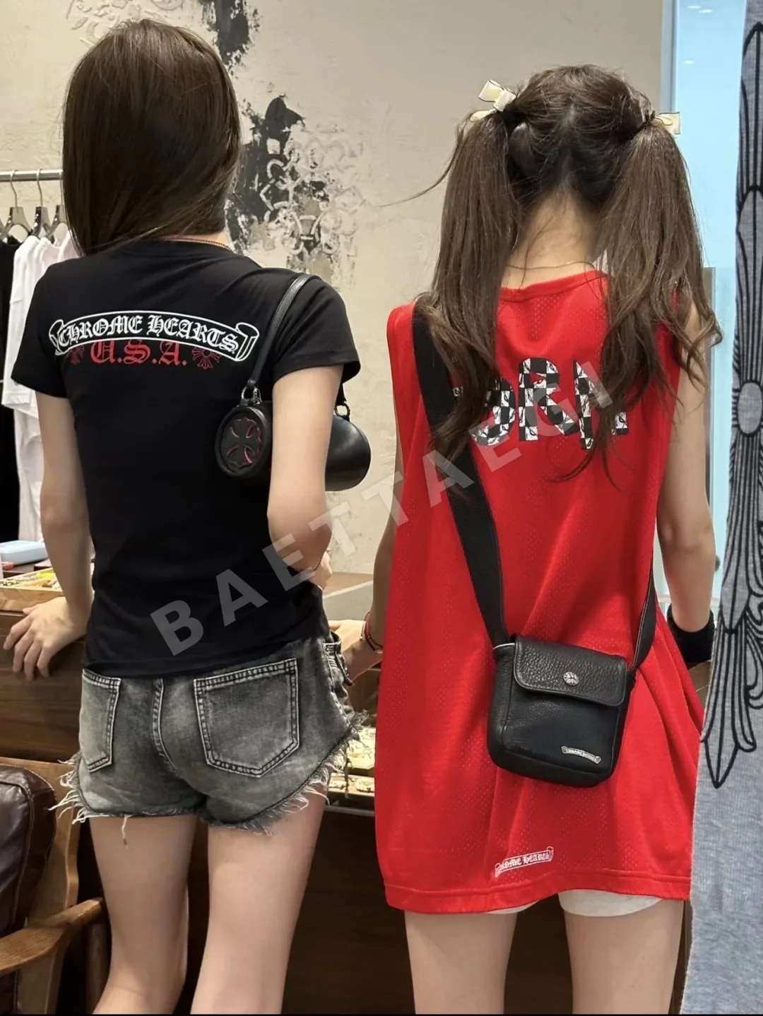크롬하츠 여성 V넥 슬림핏 반팔 티셔츠 상세 이미지 21