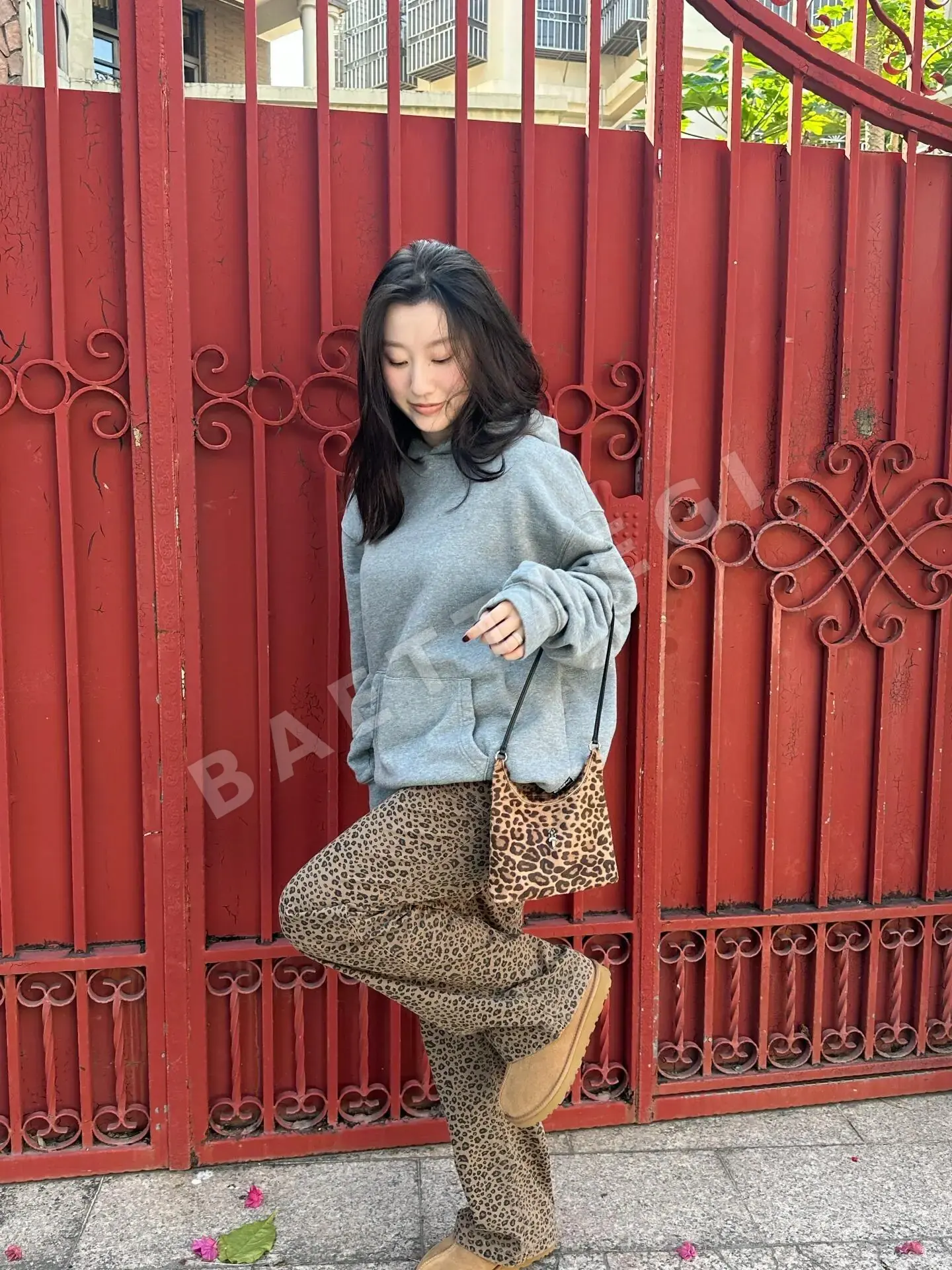 크롬하츠 레오파드 프린트 호스 헤어 숄더백 상세 이미지 9
