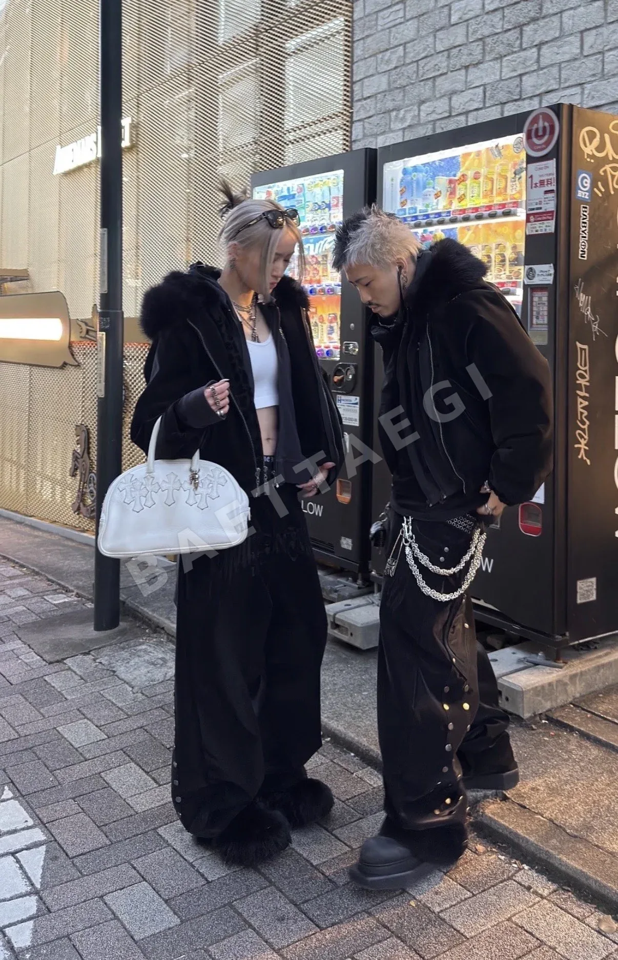 크롬하츠 화이트 볼링백 상세 이미지 14