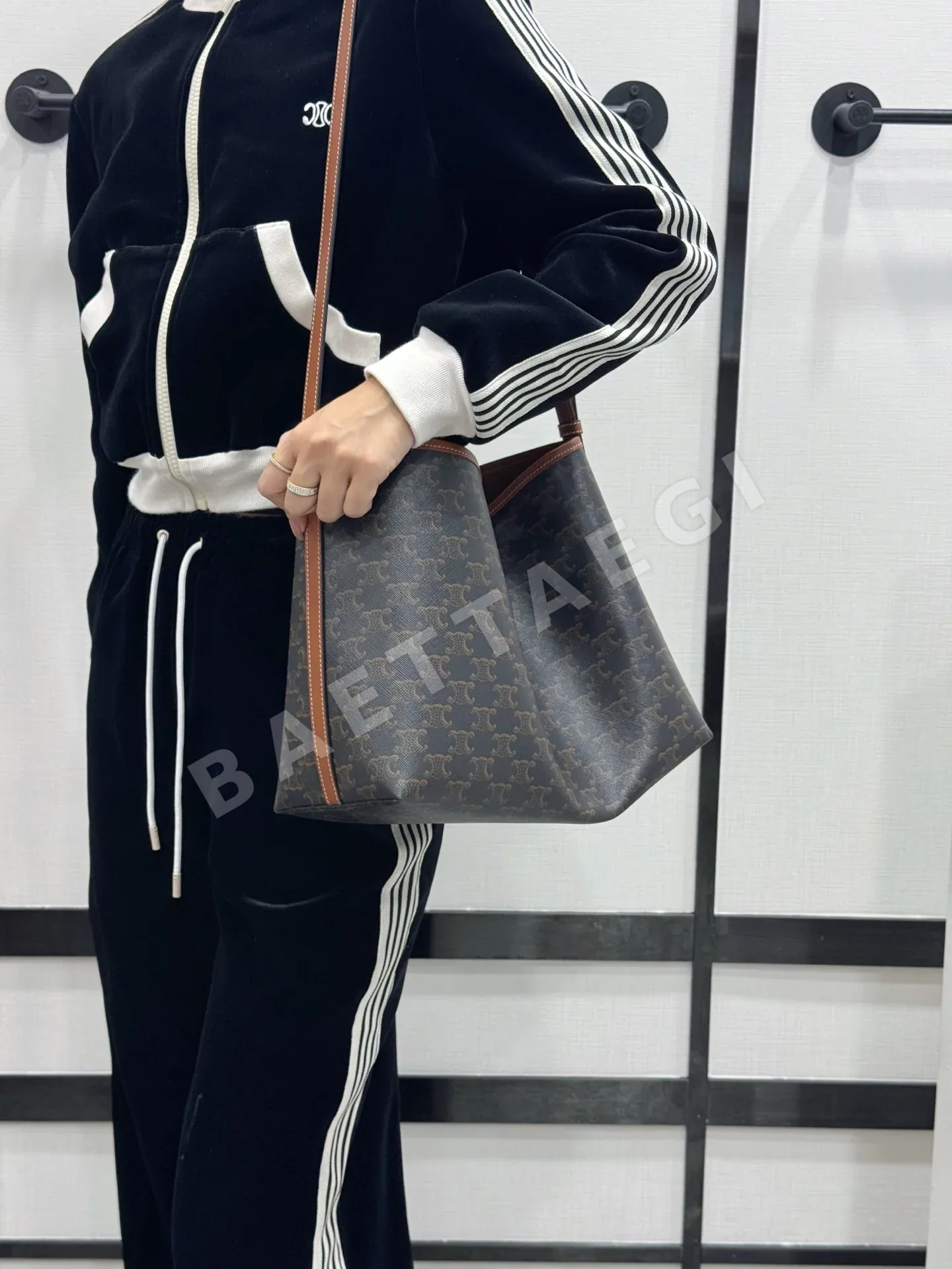 셀린느 소프트 쇼퍼 가방 86401
