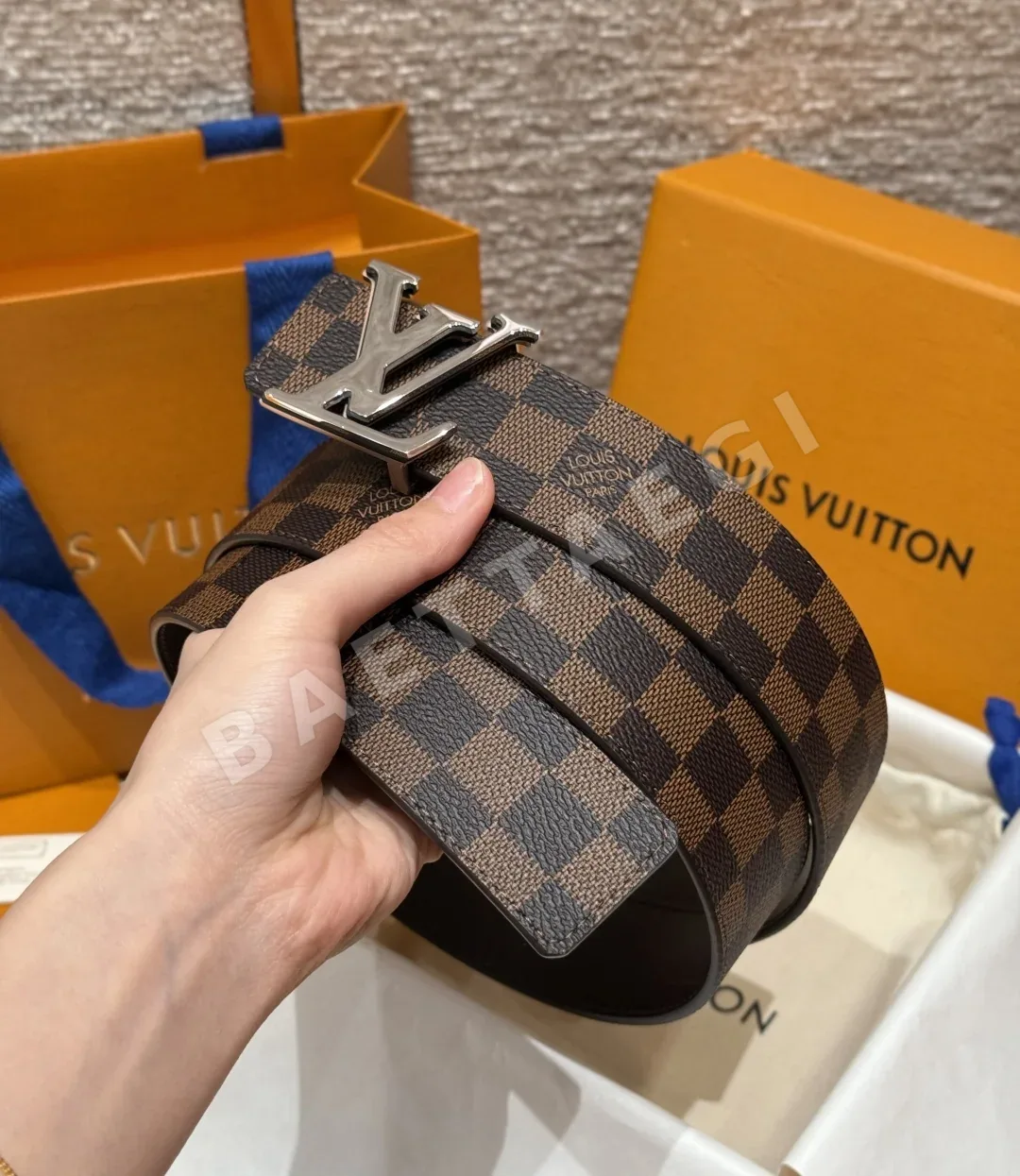 루이비통 이니셜 40mm 리버시블 벨트 상세 이미지 2