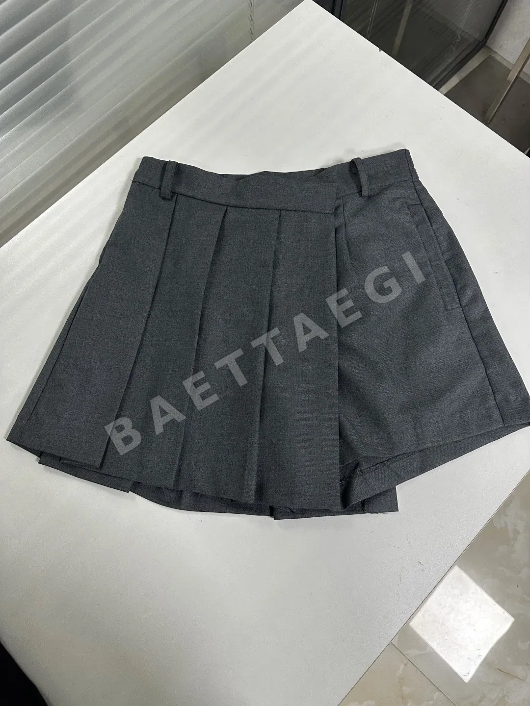 톰브라운 여성 슬림핏 수트 팬츠 상세 이미지 2