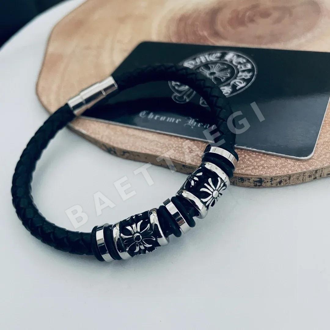 크롬하츠 멀티 엘리먼트 가죽 팔찌 상세 이미지 3