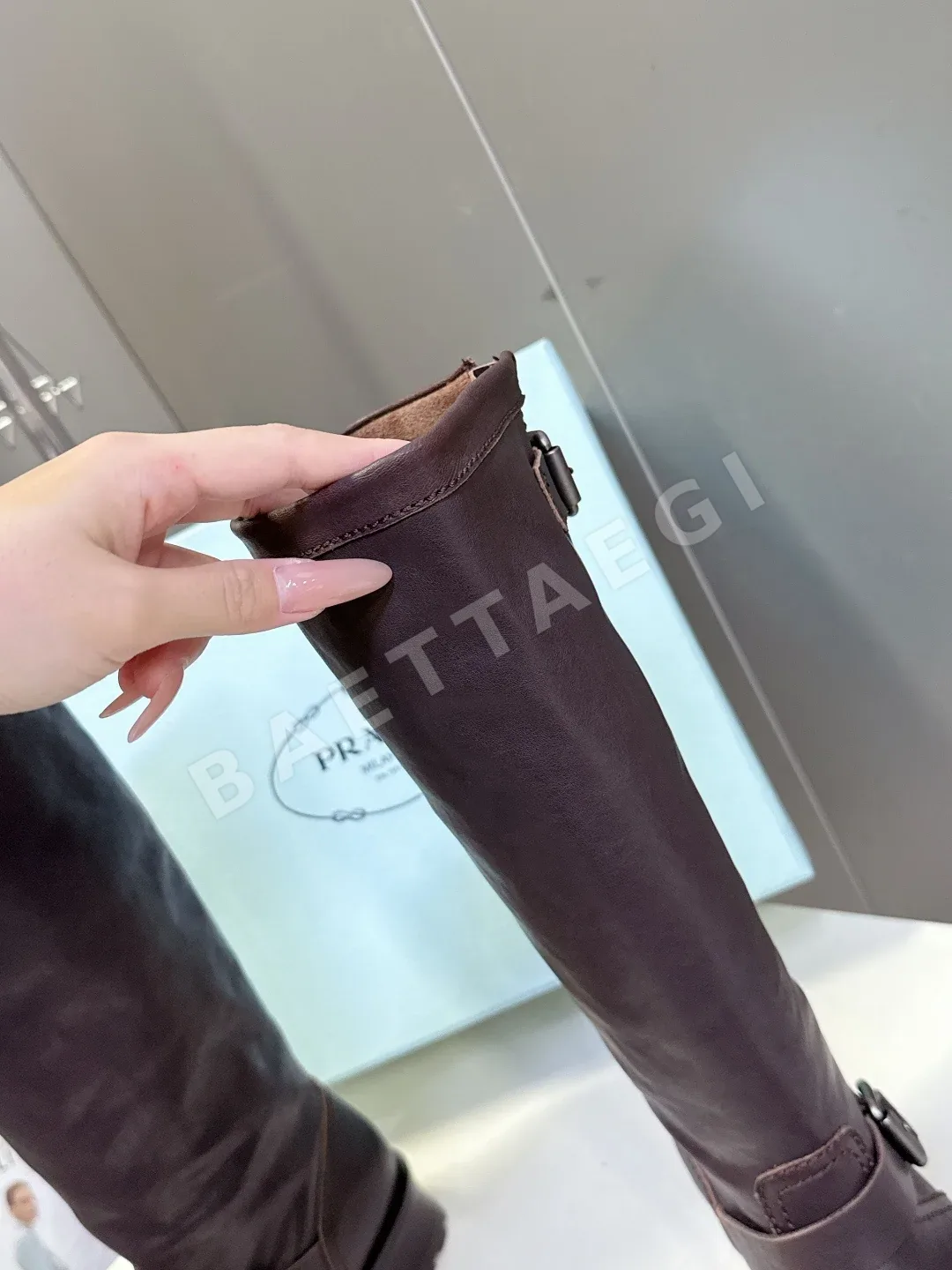 프라다 더블 버클 모터사이드 부츠 상세 이미지 8
