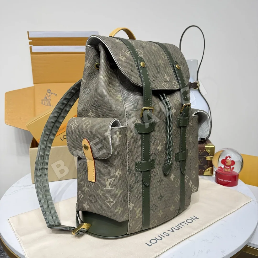 루이비통 크리스토퍼 MM 백팩 M27080 상세 이미지 2