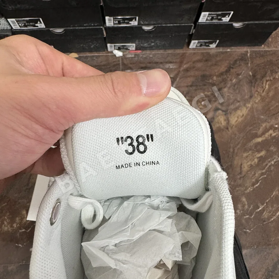 오프화이트 아웃 오브 오피스 OOO 202392 Off White Out Of Office OOO For Walking Low Tops 상세 이미지 5