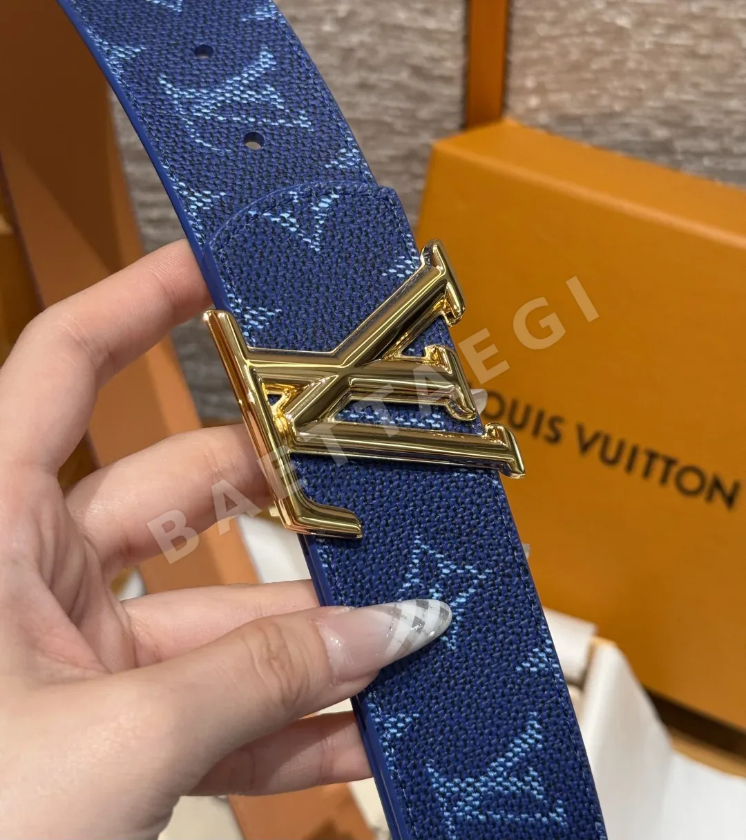 루이비통 디멘션 모노그램 헤리티지 40mm 리버시블 벨트 상세 이미지 5