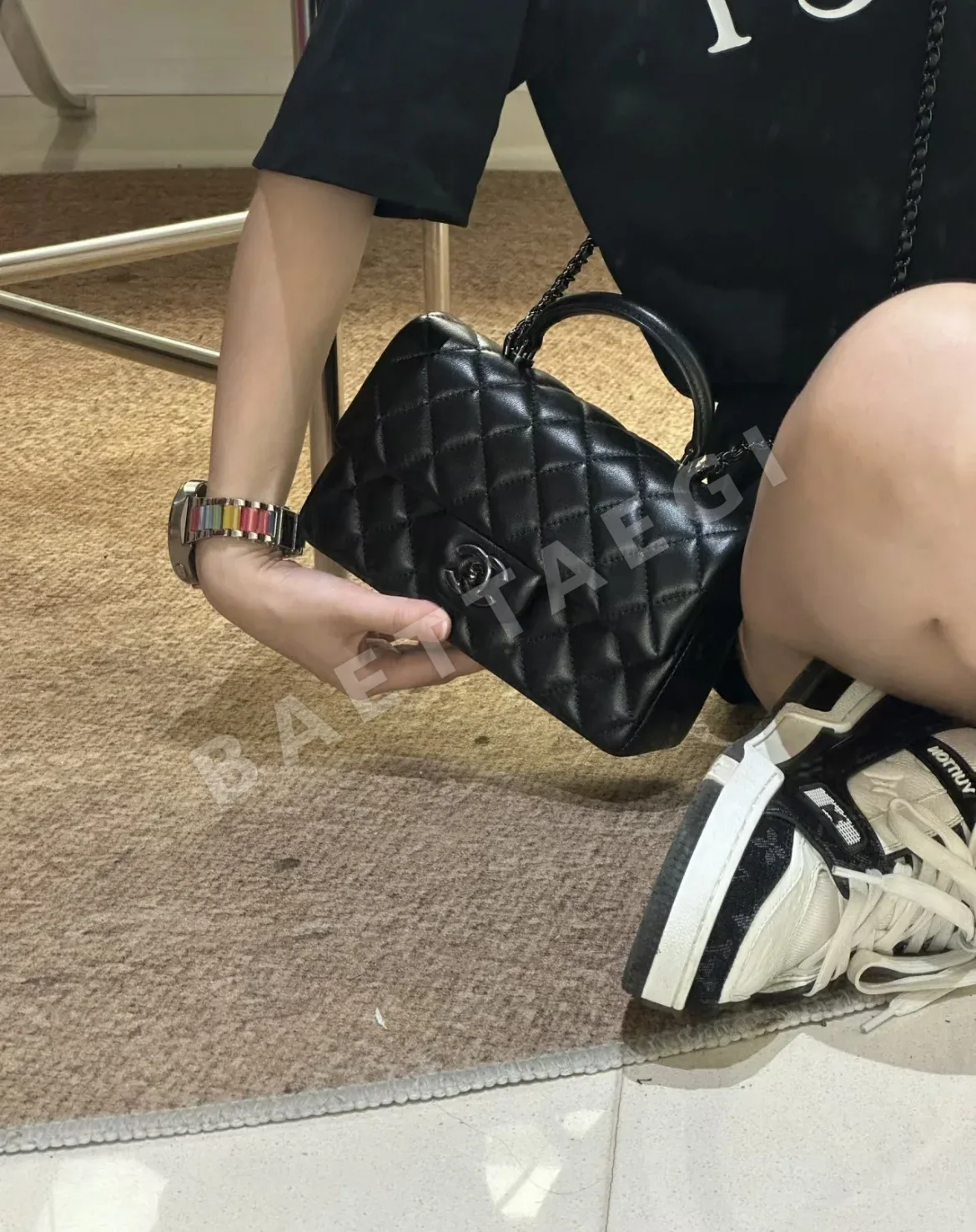 샤넬 클래식 플랩백 램스킨 가방 상세 이미지 3