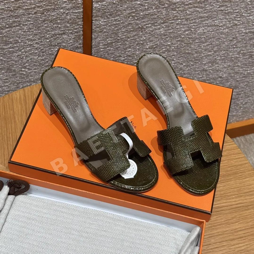 에르메스 오아시스 샌들 올리브그린 도마뱀가죽 하이힐 상세 이미지 2