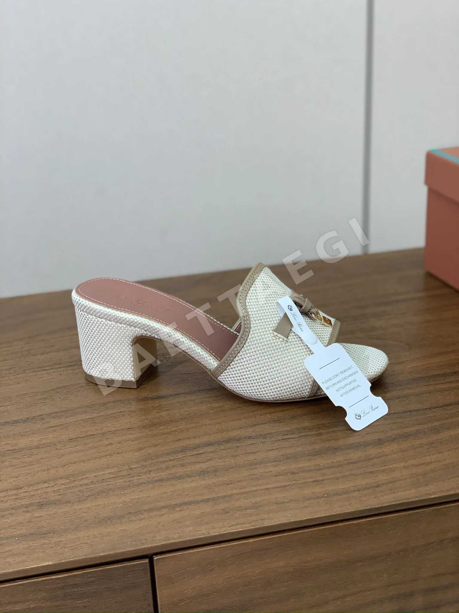 로로피아나 컬러 블록 미드힐 뮬 샌들 상세 이미지 6