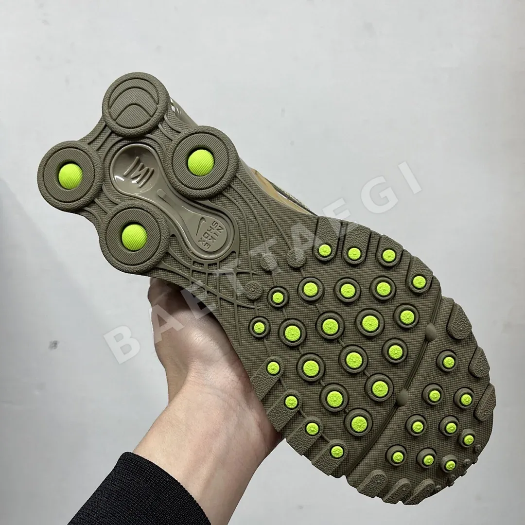 나이키 [WM] 샥스 DN1615-200 201012 Nike Shox Ride 2 Supreme Olive 상세 이미지 3