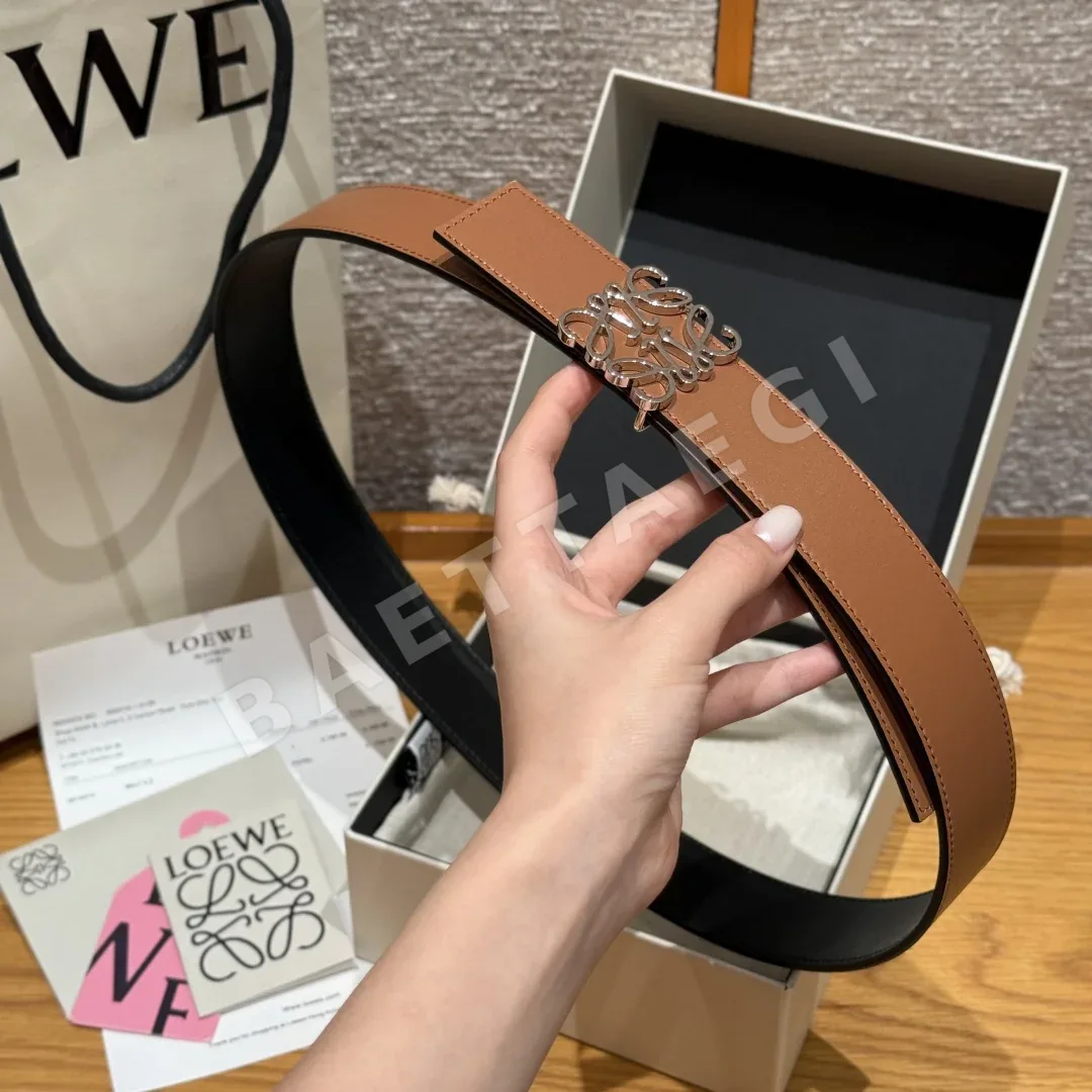 로에베 EWE 아나그램 버클 송아지가죽 리버시블 벨트 상세 이미지 4