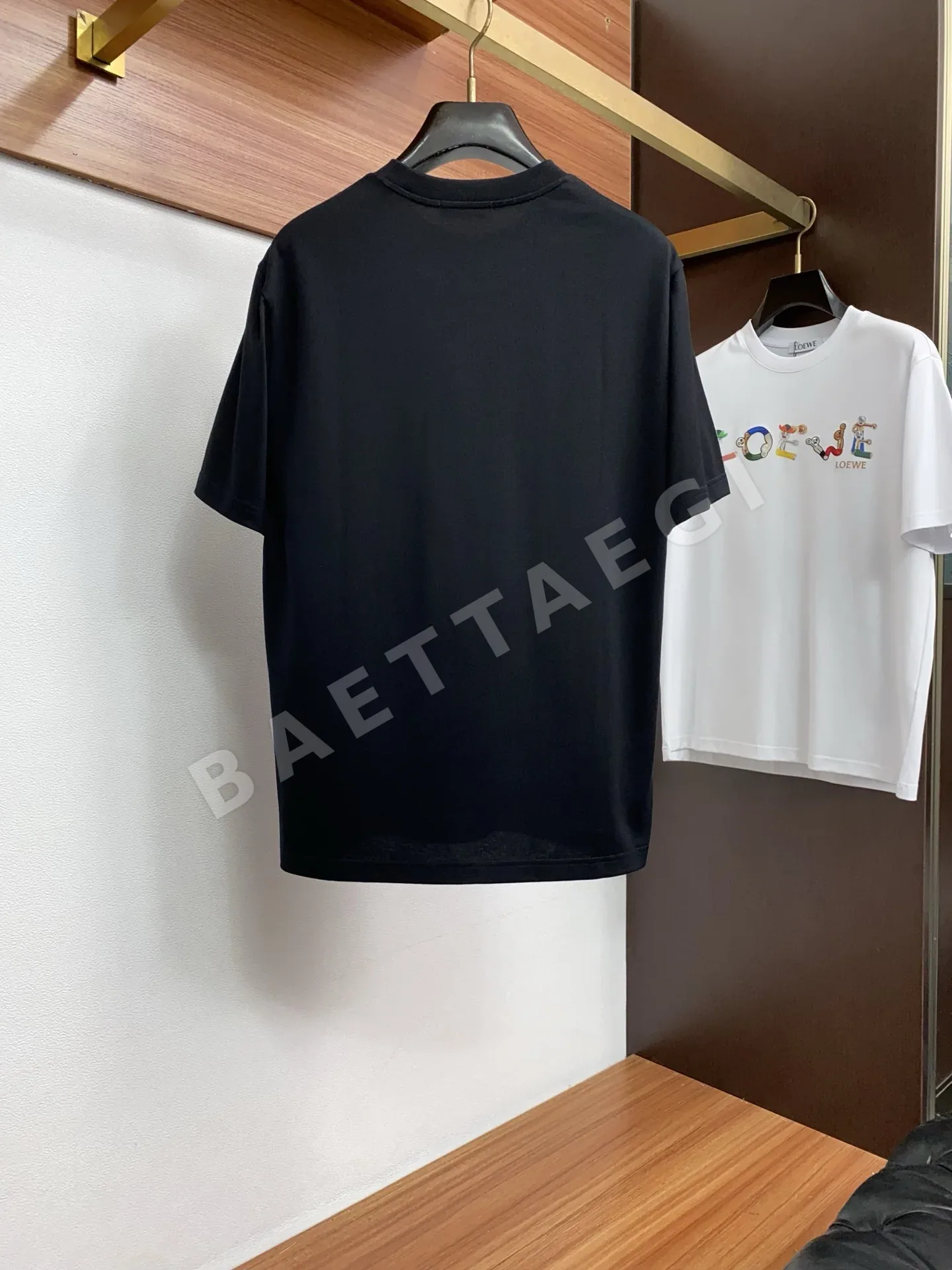 로에베 로고 피어 코튼 크루넥 반팔 티셔츠 남성용 상세 이미지 10
