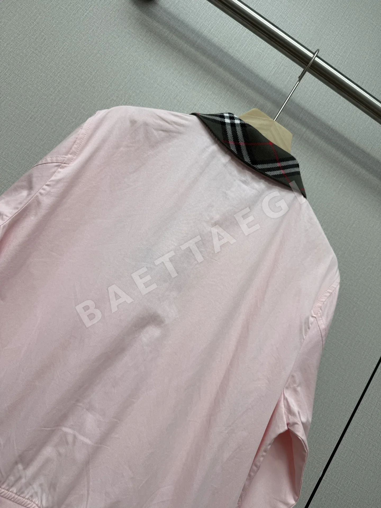 버버리 체크 라펠 하링턴 숏 자켓 상세 이미지 7