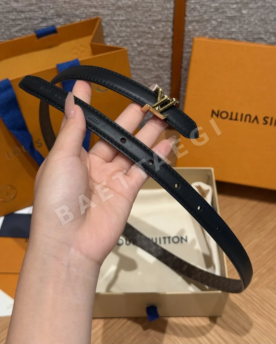 루이비통 미니 15mm 리버시블 벨트 상세 이미지 5