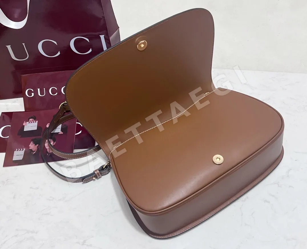 구찌 블론디 미디엄 토트백 815716 상세 이미지 6