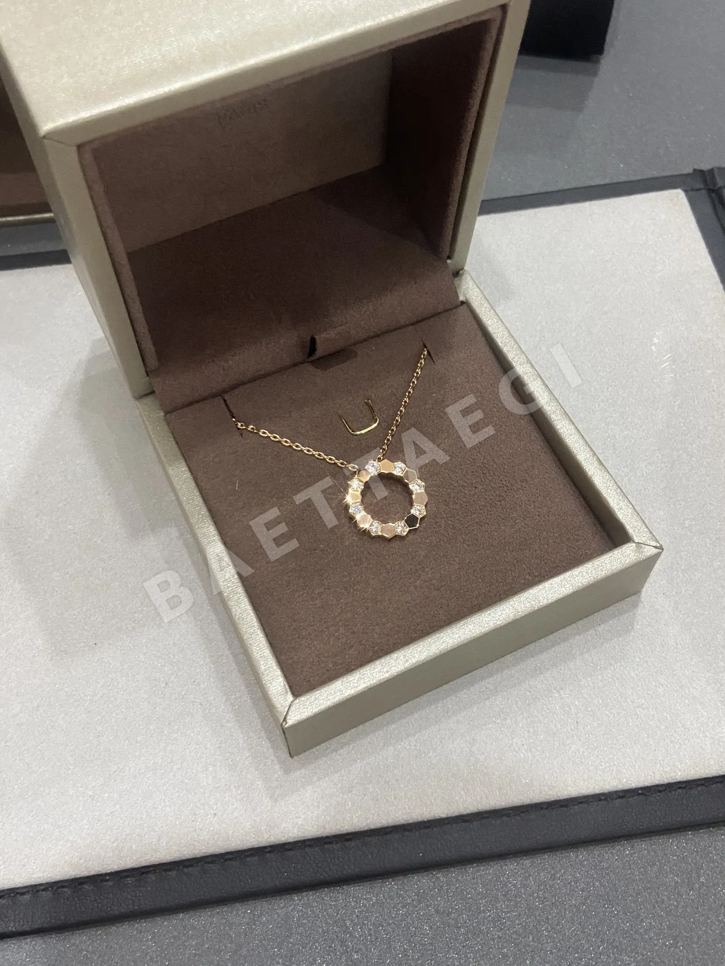 쇼메 Bee de 쇼메 로즈골드 목걸이 상세 이미지 9