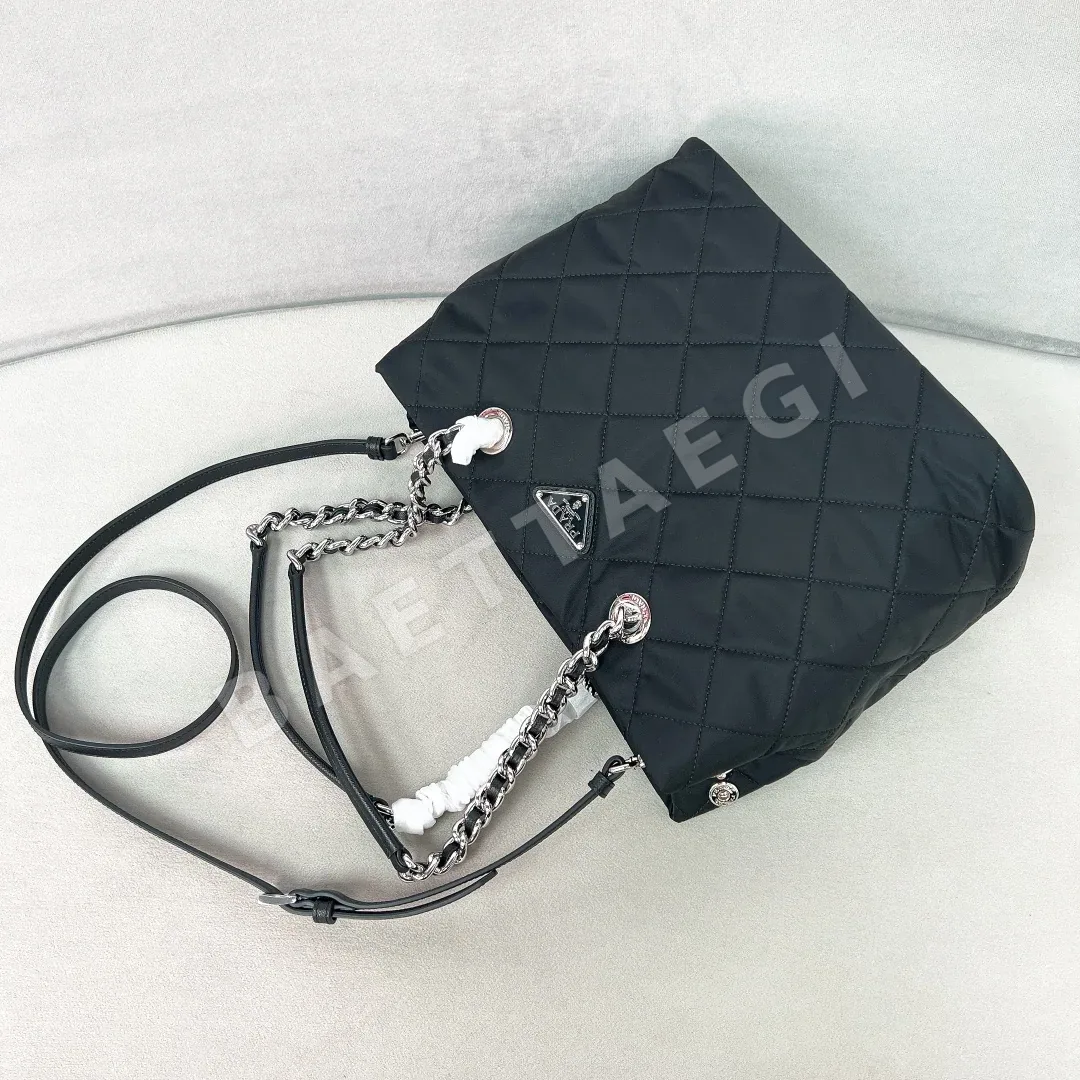 프라다 빈티지 블랙 퀼팅 체인 토트백 1BD650 상세 이미지 5