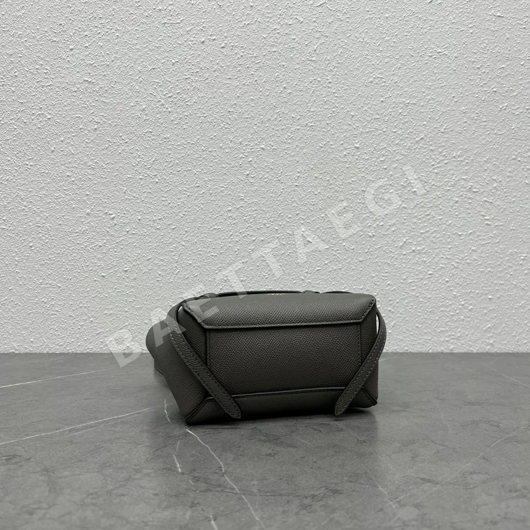 셀린느 피코 벨트 가죽 가방 상세 이미지 4