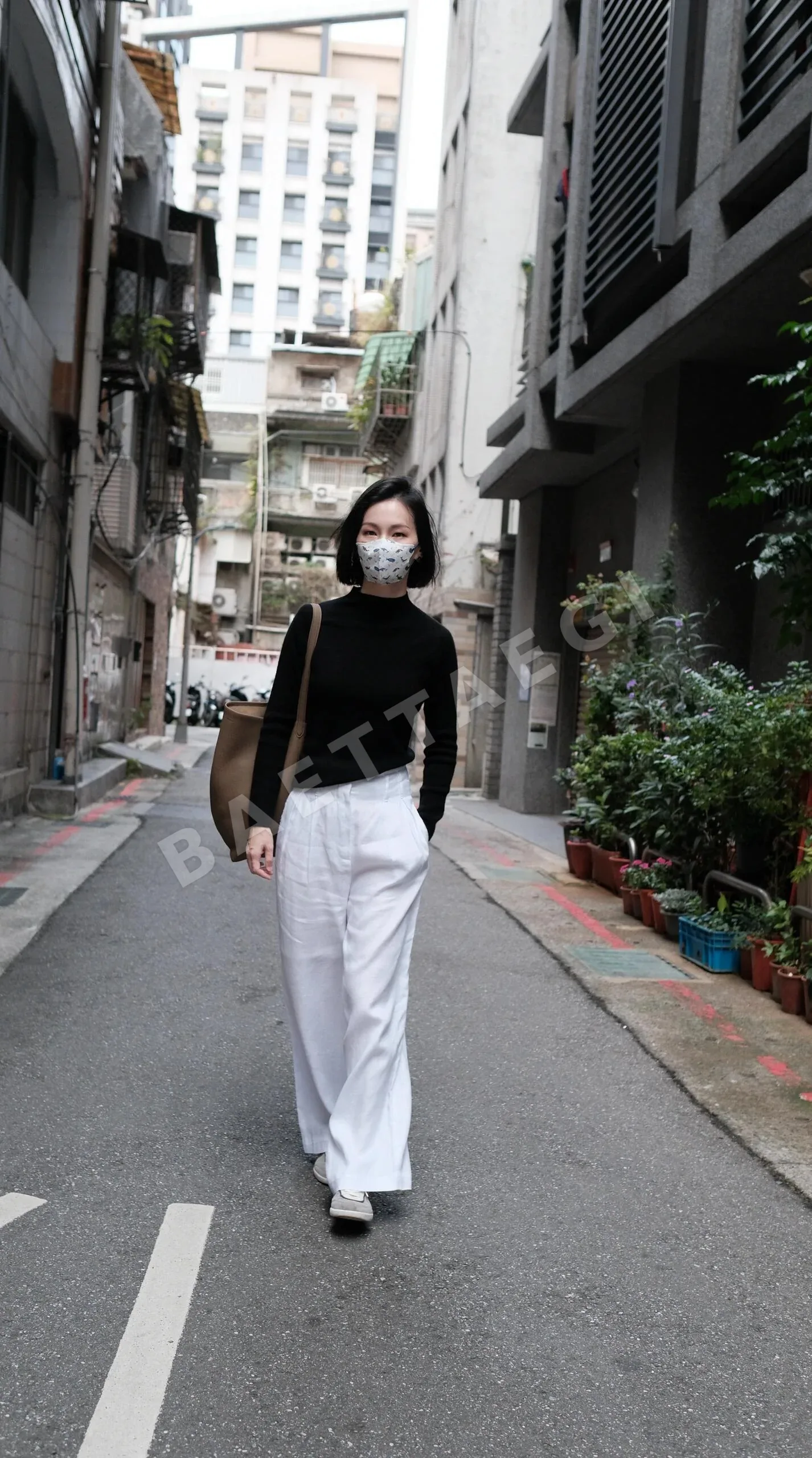 더로우 버킷백 상세 이미지 7