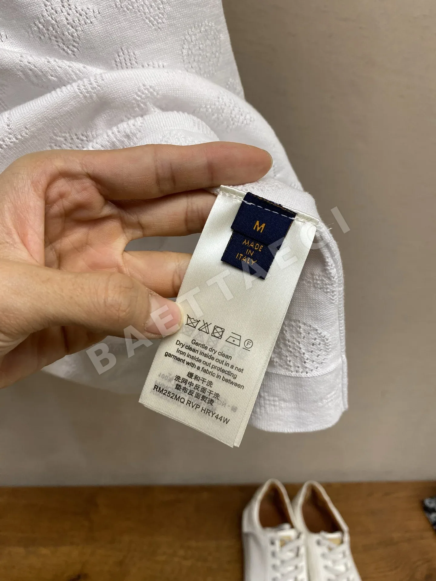 루이비통 메시 다이아몬드 문양 반팔 티셔츠 상세 이미지 9