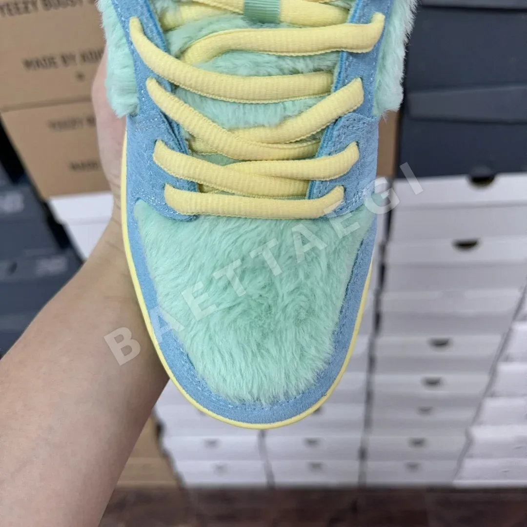 나이키 [S2/TOP] FN6040-400 200967 Nike Verdy X SB Dunk Low 상세 이미지 15