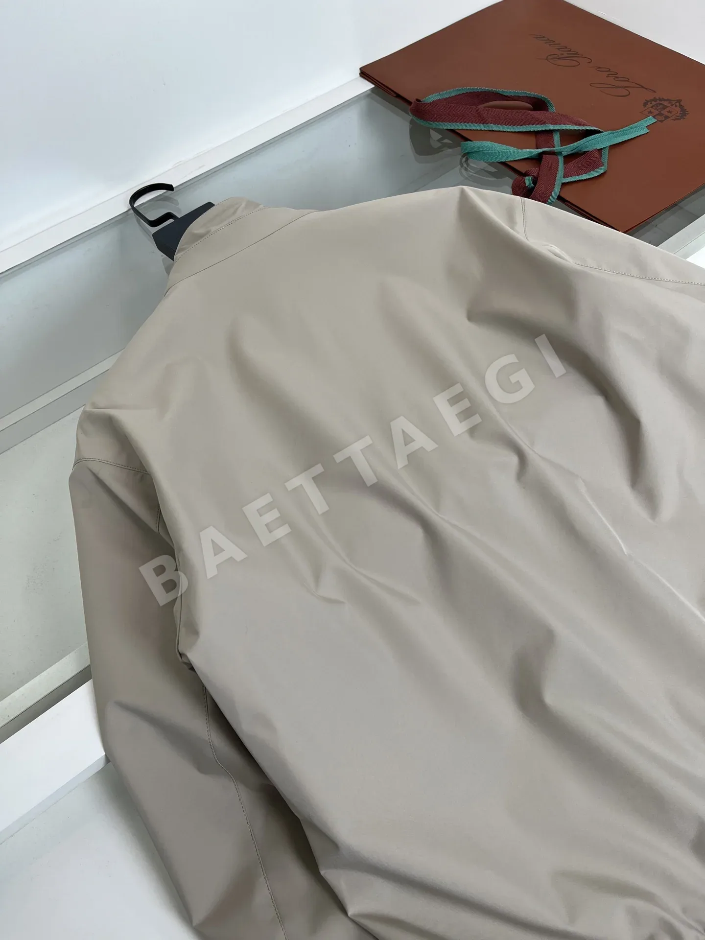 로로피아나 양면 울 혼방 방수 남성 자켓 상세 이미지 9