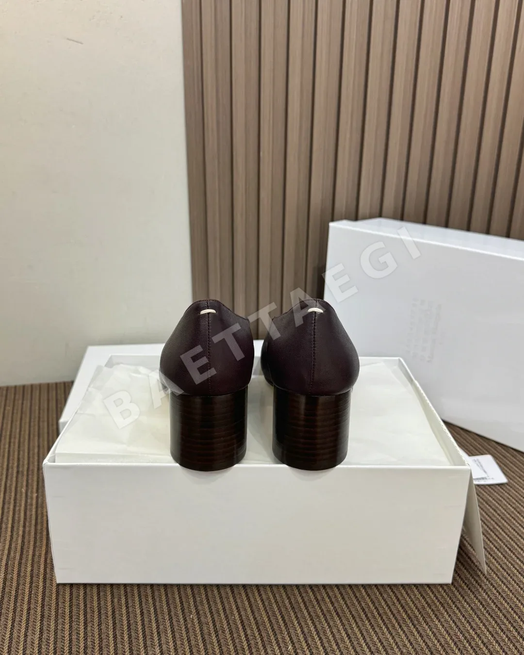 마르지엘라 타비 로퍼 가죽 토 상세 이미지 8