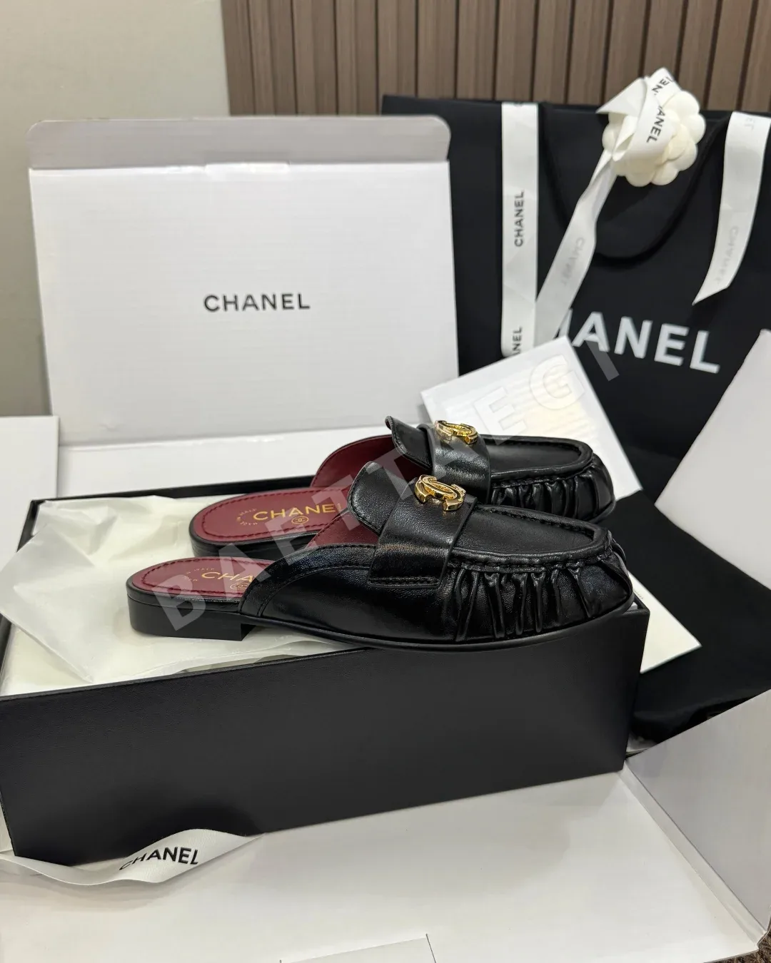 샤넬 샌들 카프스킨 더블 C 메탈 버클 상세 이미지 4