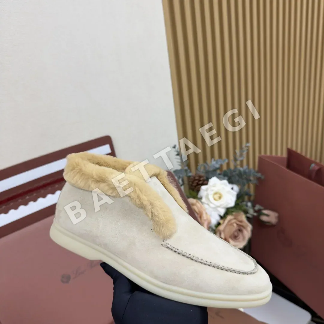로로피아나 오픈 워크 퍼 상세 이미지 9