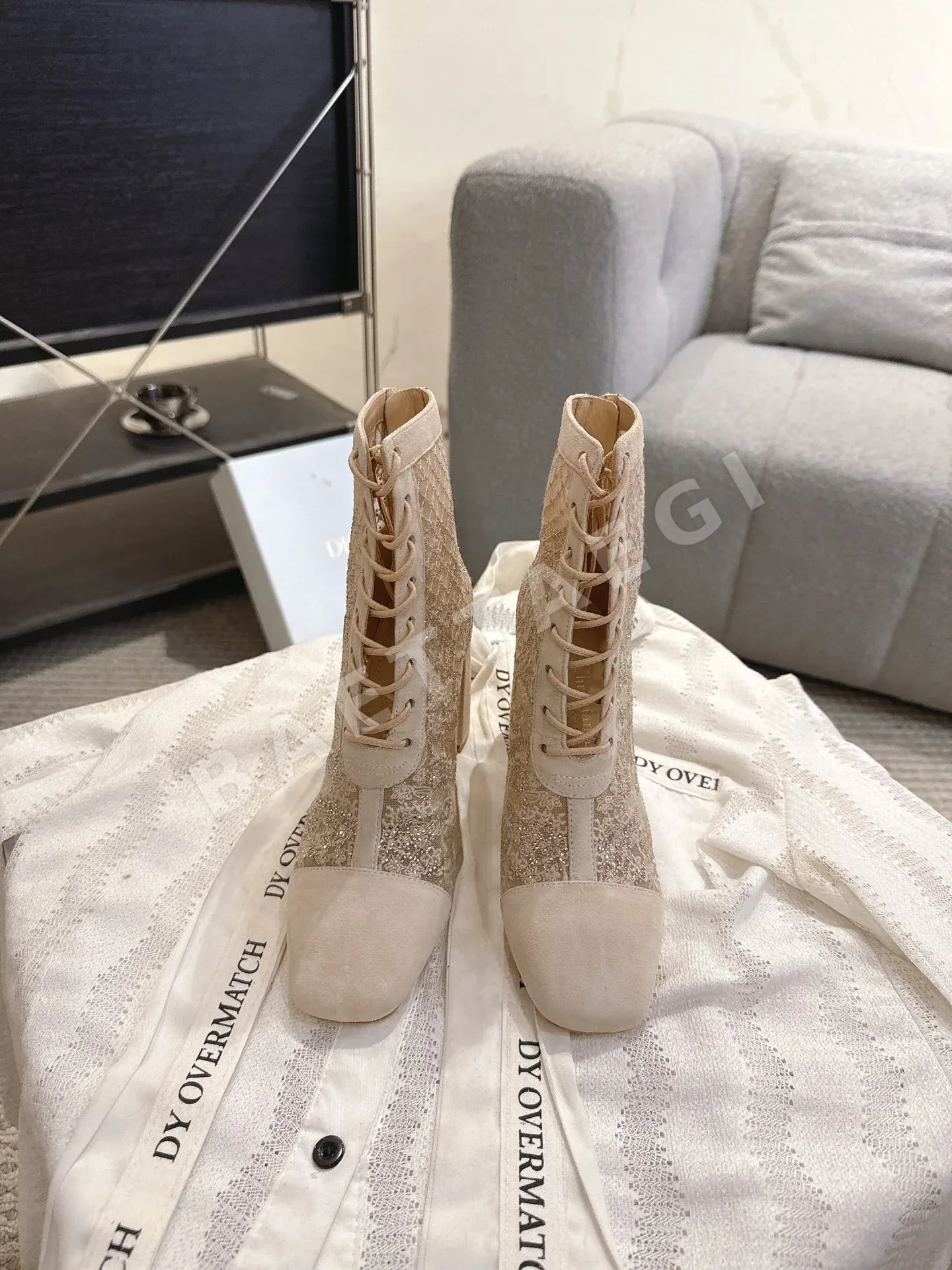 디올 자카드 자수 메시 부츠 105051