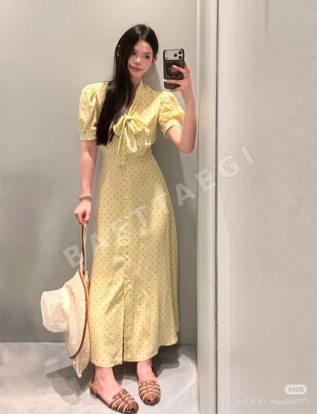 미우미우 페일 옐로우 레이스업 폴카 도트 원피스 상세 이미지 3