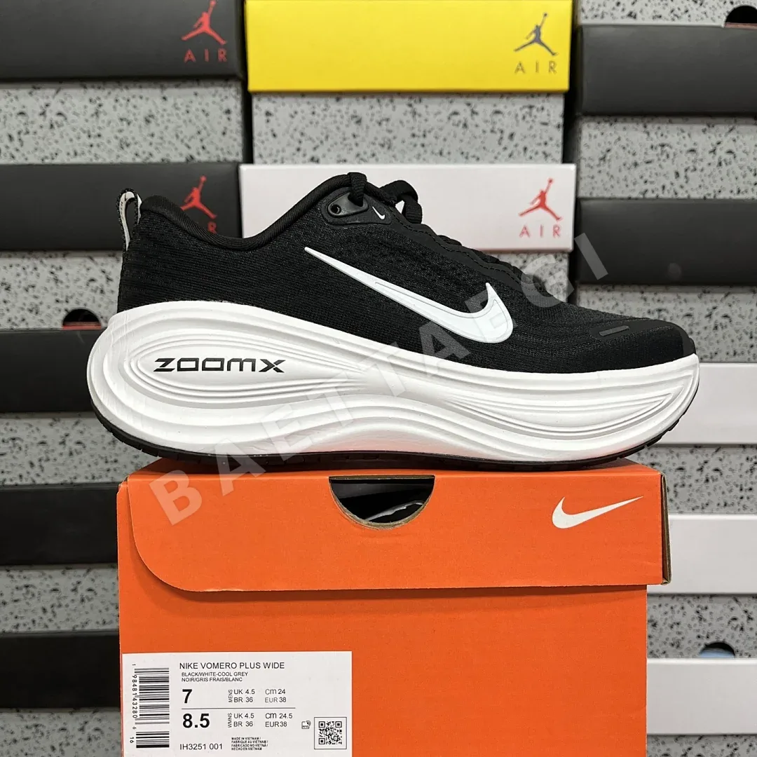 나이키 줌 보메로 18 IH3251-001 201117 Nike Zoom Vomero 18 상세 이미지 3
