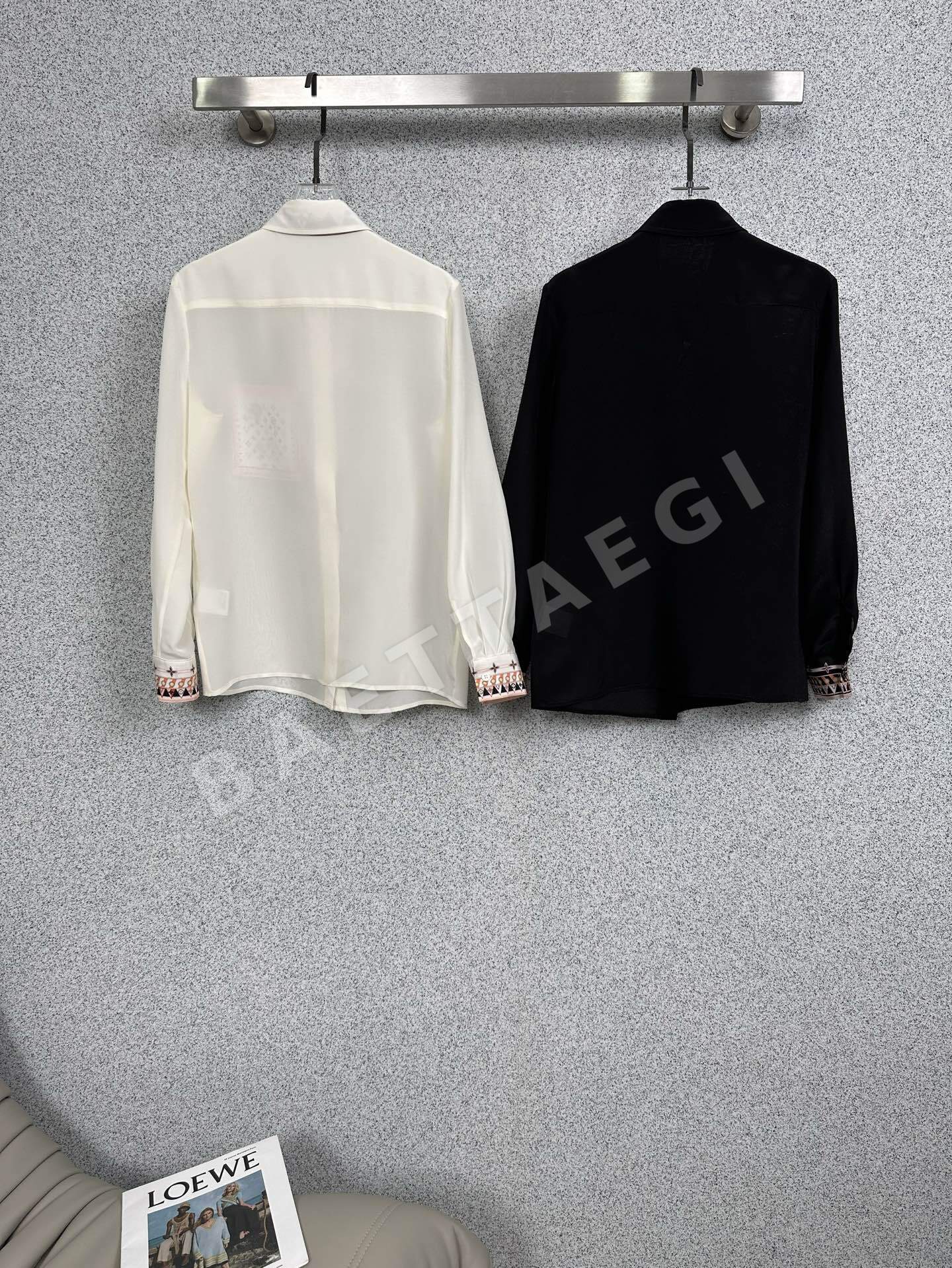 루이비통 실크 크레이프 디지털 프린트 여성 셔츠 상세 이미지 9