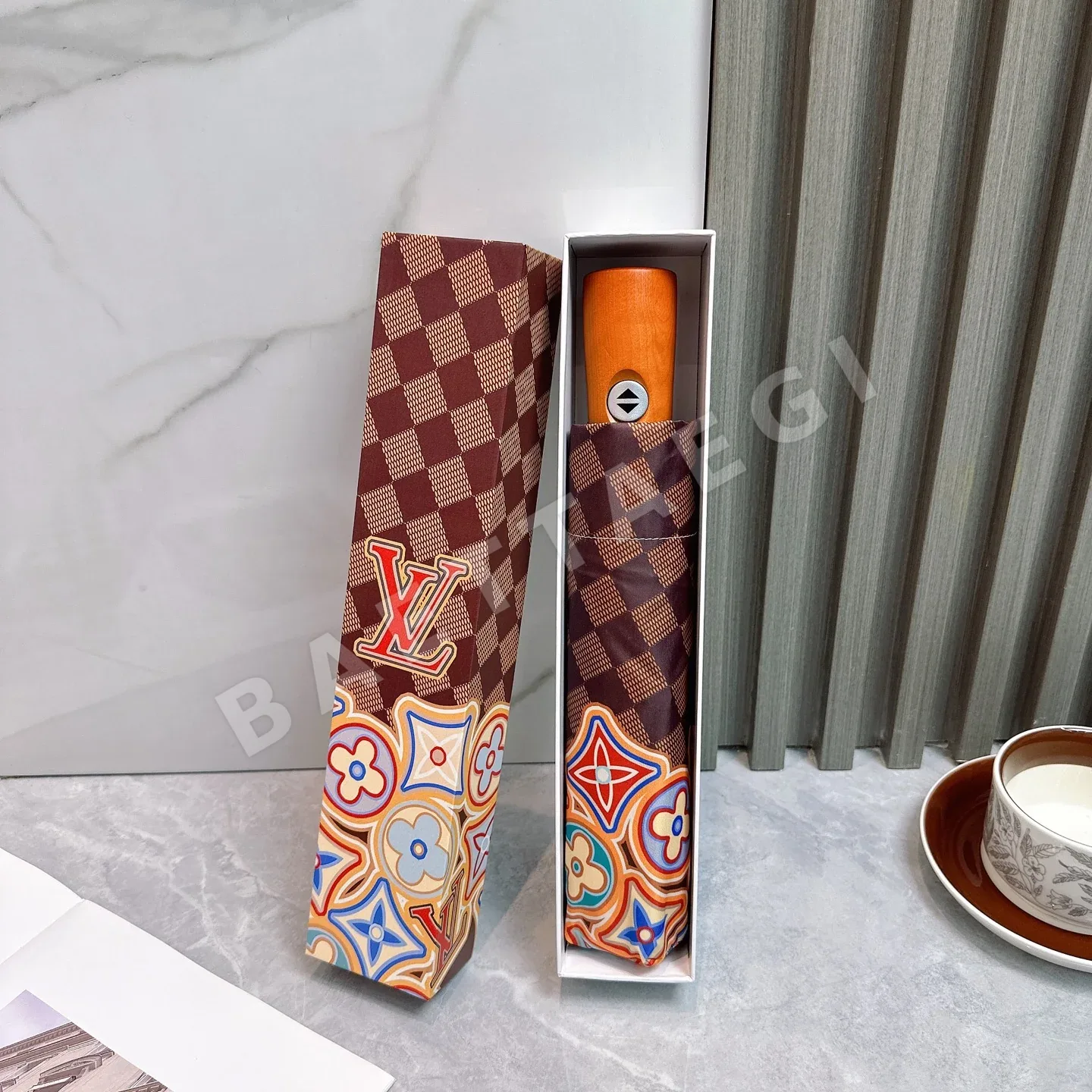 루이비통 3단 완전자동 접이식 자외선 차단 우산 85780