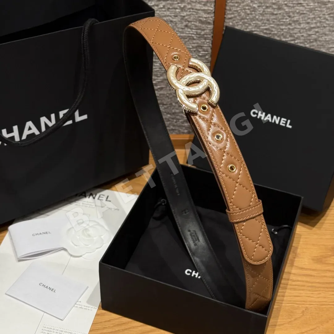샤넬 더블 C 메탈 로고 램스킨 벨트 상세 이미지 4