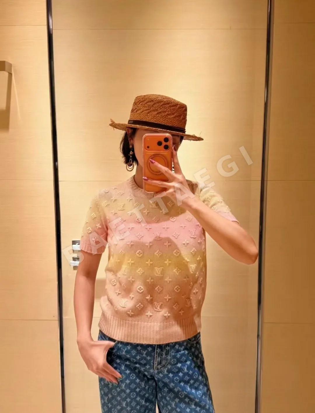 루이비통 모노그램 캐시미어 반팔 탑 97162