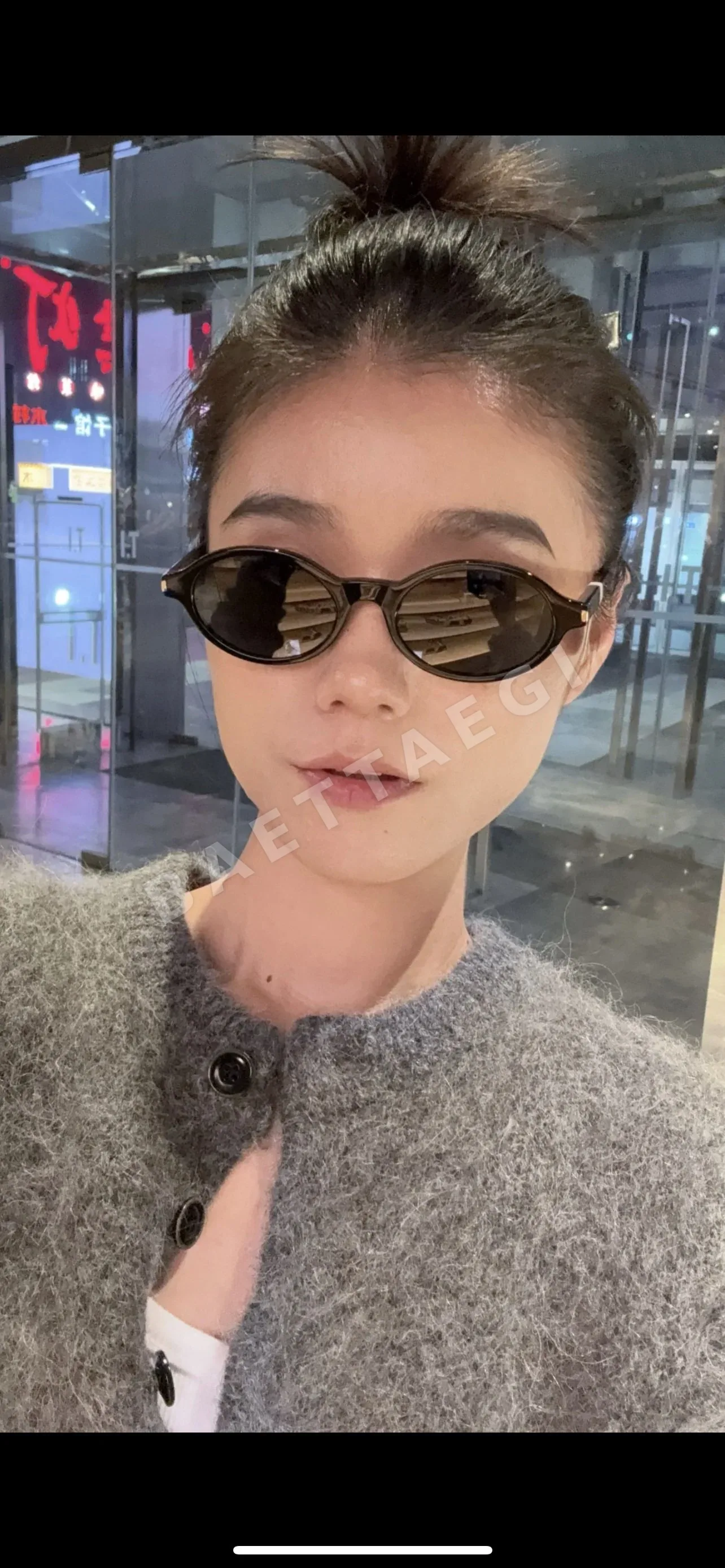 생로랑 금속 경첩 디자인 선글라스 상세 이미지 3