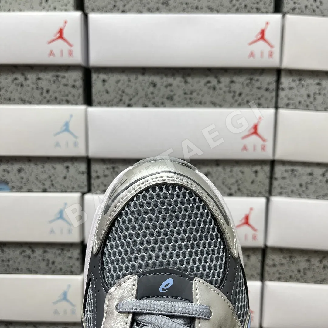 아식스 [KO] 젤 1130 1203A609-022 200554 Asics Gel-1130 Gravel Pure Silver 상세 이미지 3