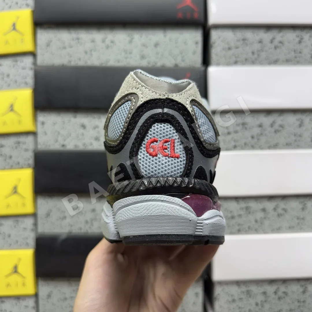 아식스 [WZ] 젤 NYC 1203A383-024 200472 Asics Gel-NYC Gravel Black 상세 이미지 2