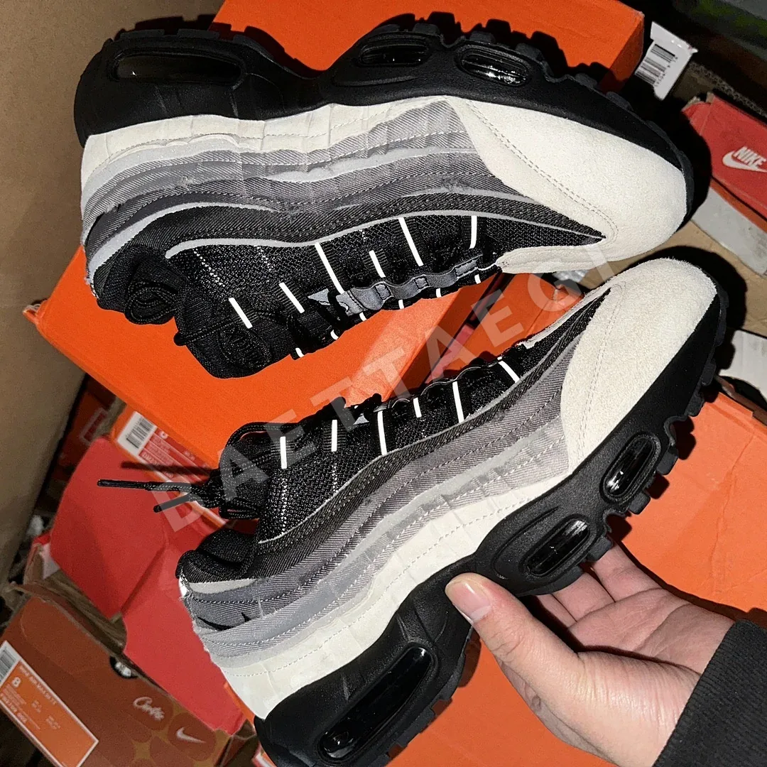 나이키 [GX] 에어 맥스 95 CU8406-101 201215 Nike Air Max 95 Comme Des Garcons Black Grey 상세 이미지 2