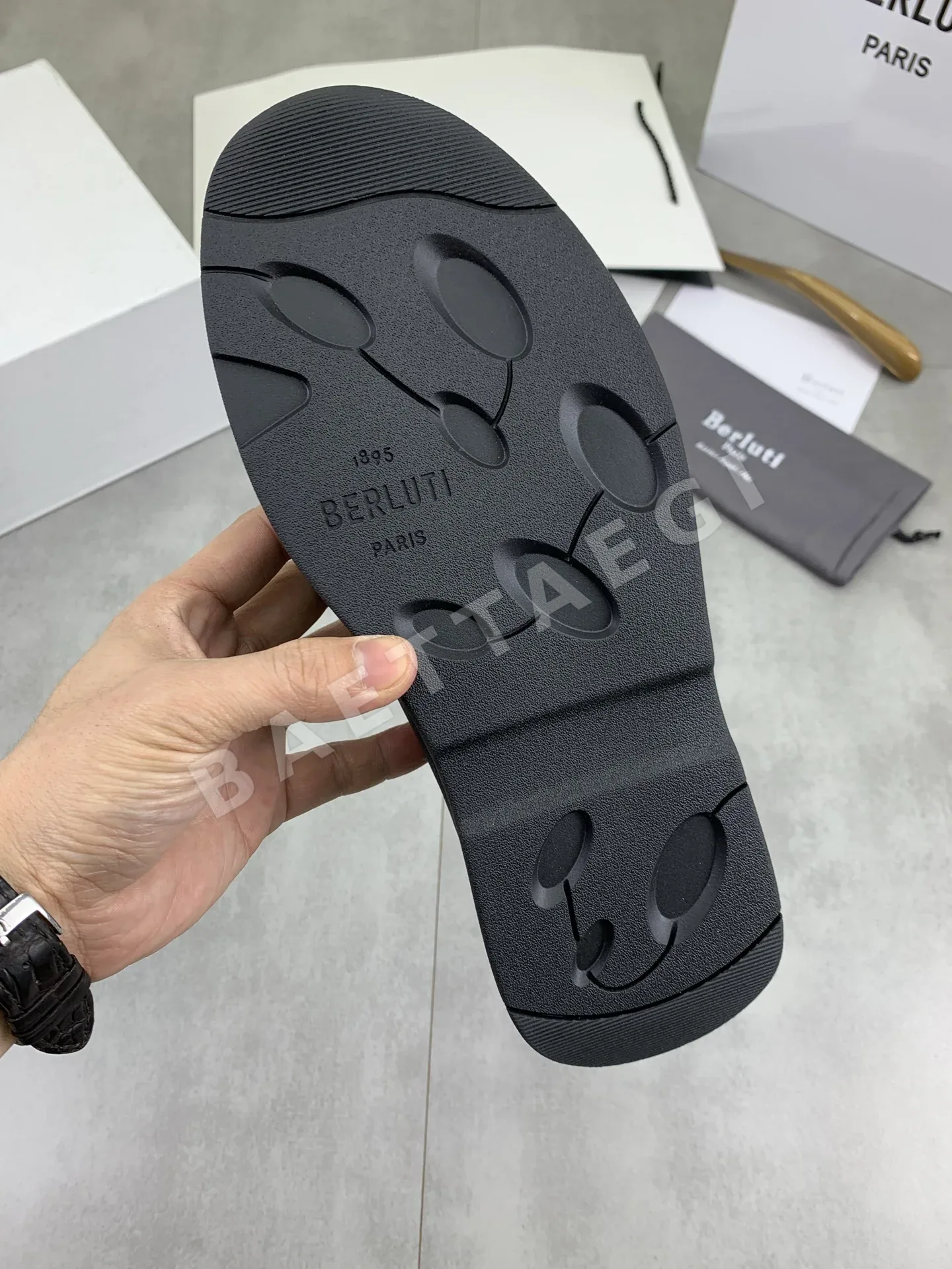 벨루티 남성 하이탑 운동화 상세 이미지 8