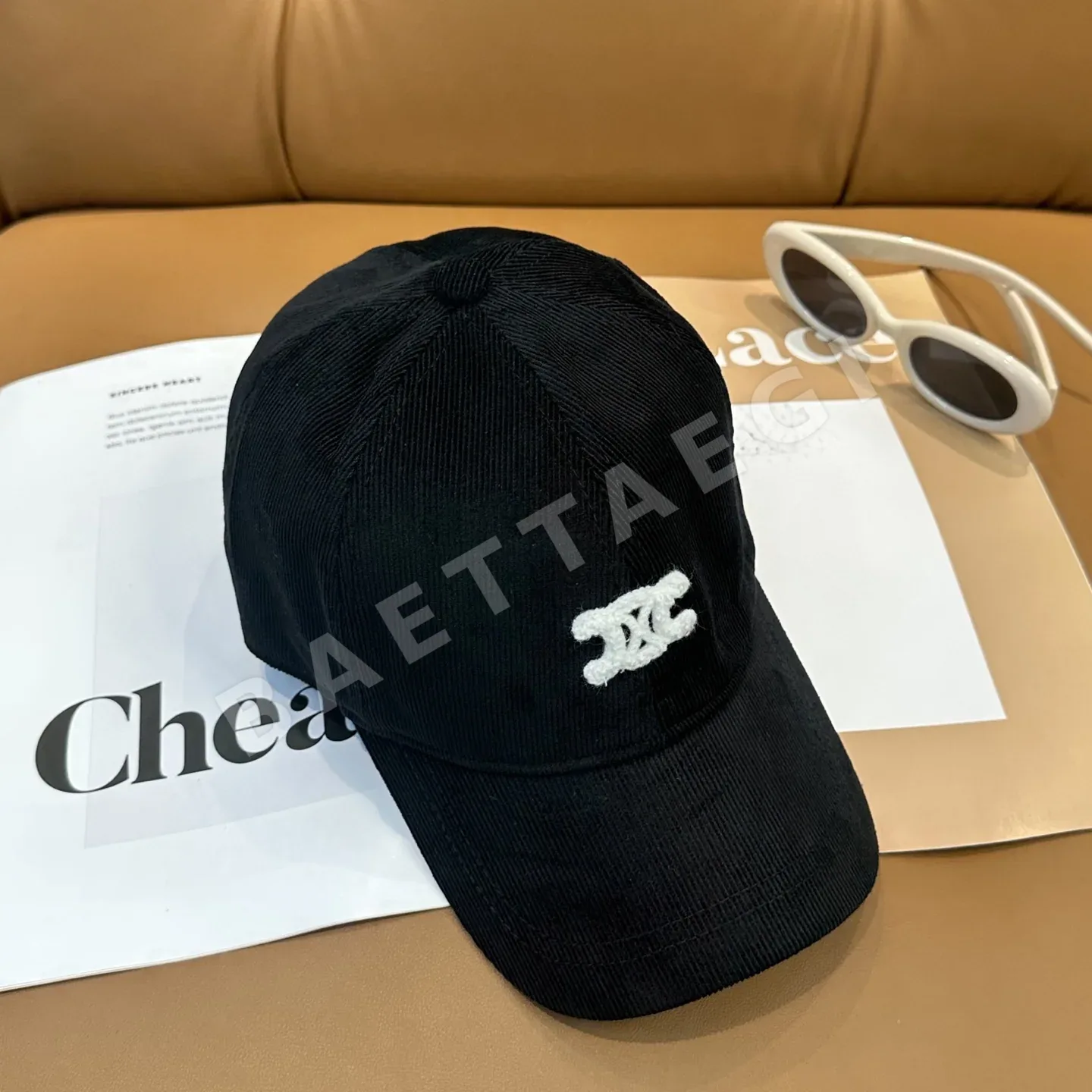 셀린느 개선문 자수 코듀로이 베이스볼 캡 상세 이미지 5