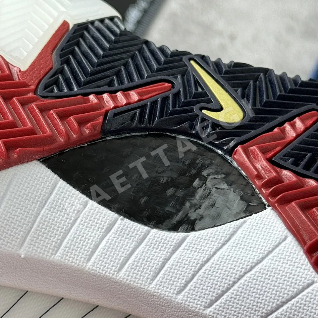 나이키 [GX] 코비 4 프로트로 FQ3544-100 201394 Nike Kobe 4 Protro Gold Medal ZK4 상세 이미지 11